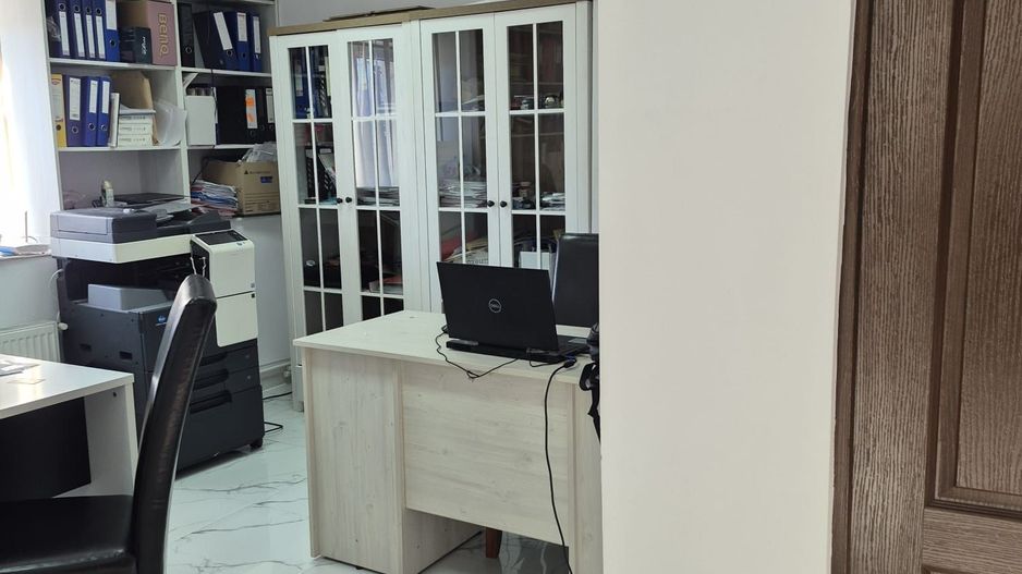 BRASADAS vinde Spatiu birou/apartament luceul Economic. - Poză 7