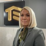 Raluca Dascalu - TRÎMBIȚAȘU ESTATE