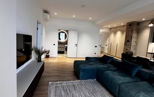 Spre Chirie apartament cu 2 camere. Centru