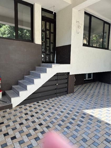 De vanzare Apartament 3 Camere Crangasi - Poză 1