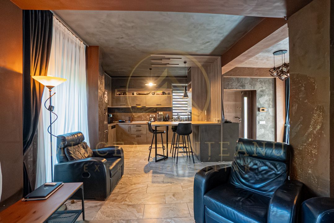 Casa P+1E de vanzare in Mamaia - Tabara Navodari - Poză 5