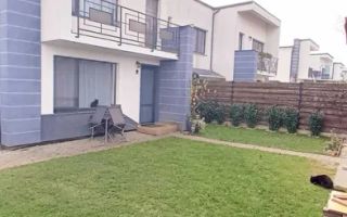 Casă de vânzare în Zăvoi – confort, spațiu și intimitate - Poză 8