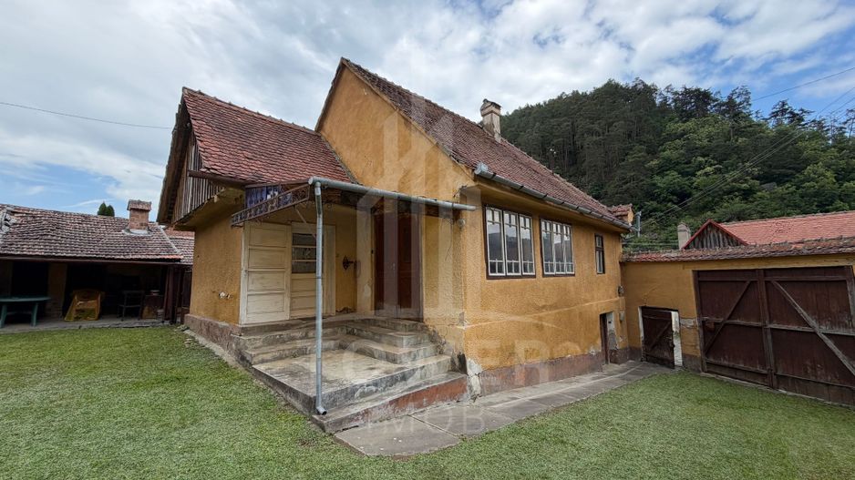 Casă rustică de vânzare în Tilișca, (Marginimea Sibiului) - Poză 13
