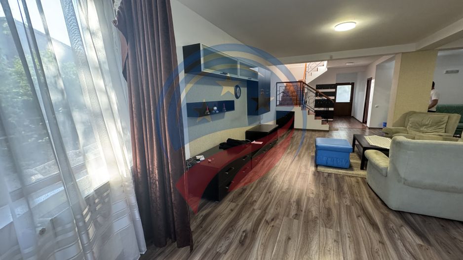 Casă spațioasă P+1, în spatele Stadionului Ion Oblemenco, Craiova - Poză 6