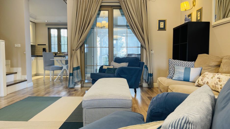 OFERTA REZERVATA - De inchiriat Casa cu Garaj - Segmentul Lux - Dumbravita - Poză 13