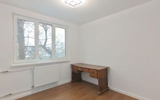 3 camere | Militari | Etaj 1/4 | Renovat 2025 | Vedere spre zona de case - Poză 17