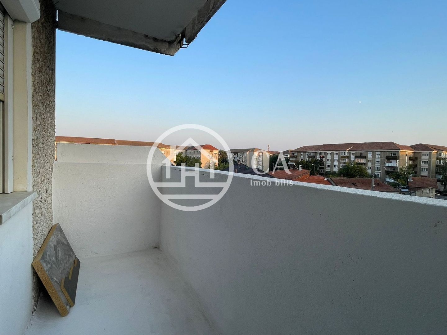 Apartament cu 3 camere de inchiriat in zona Valenta, Oradea - Poză 12