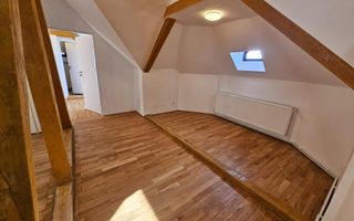 🏢 Spațiu de birouri – 5 camere, 3 băi – Mansardă vilă, Central - Poză 9