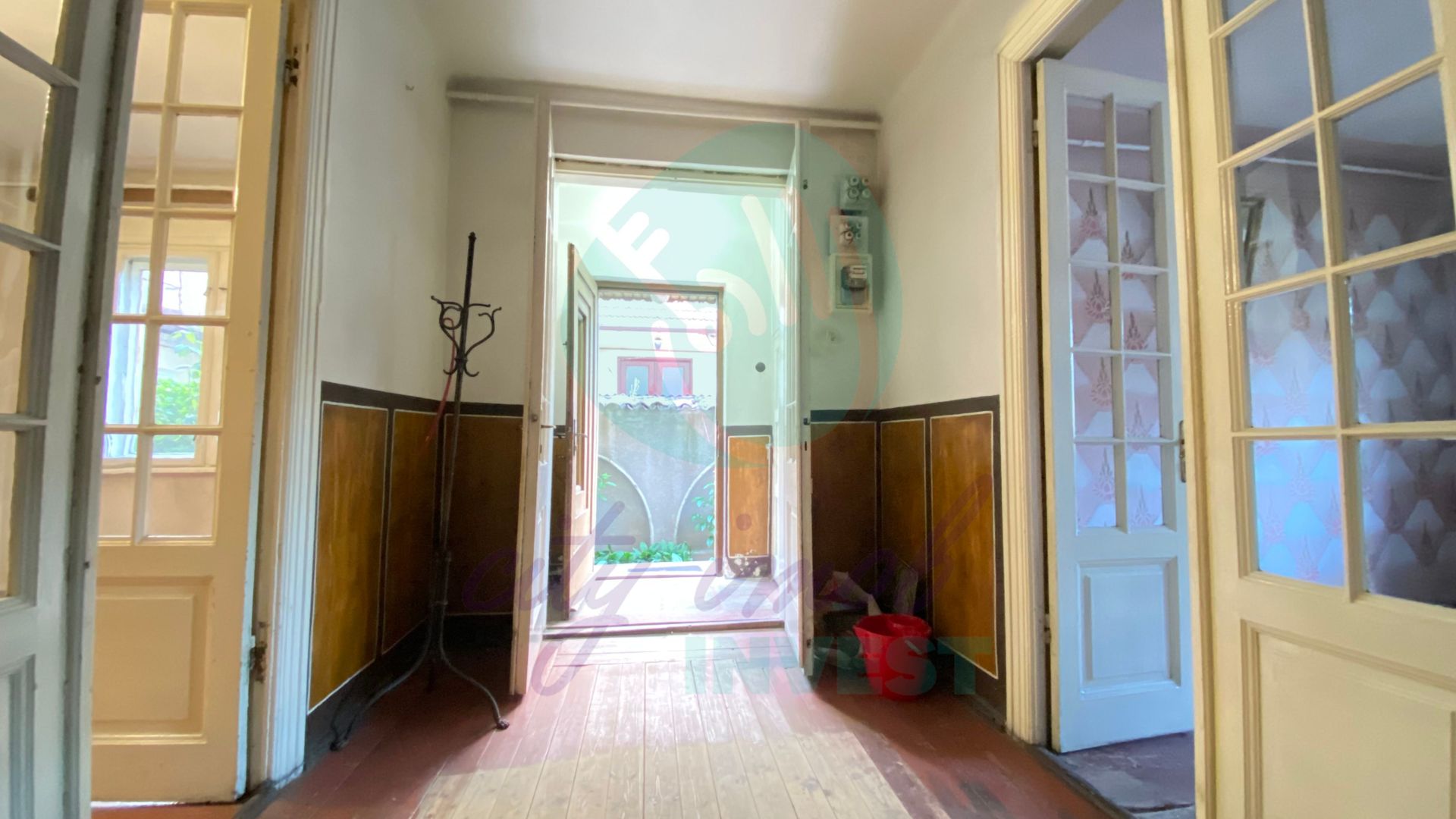 Parter de vila cu mică curte, Piața Alba Iulia - Poză 9