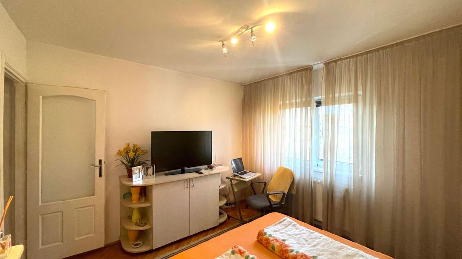 Apartament zona Soarelui - 3 camere - etaj 3 - Poză 5