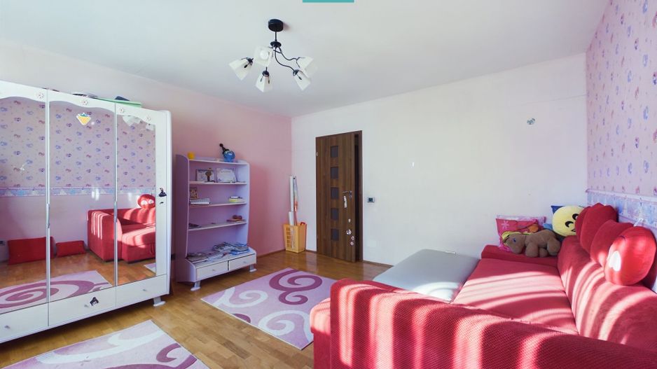 Vilă spațioasă cu 8 camere, Grădiște - Poză 31