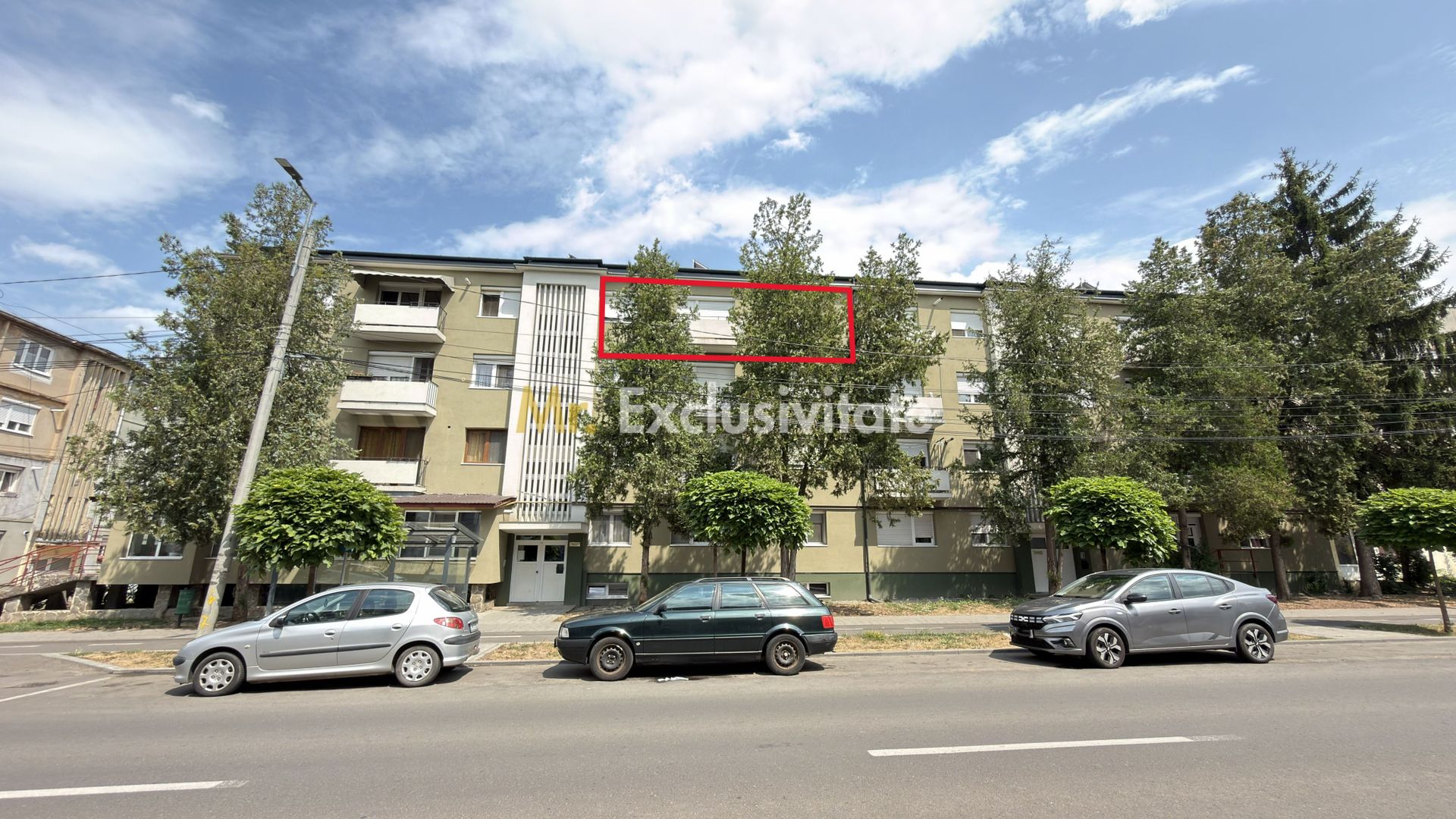 Apartament 2 camere Republicii Etaj III - Carei - Zona Blocul Verde - Poză 1