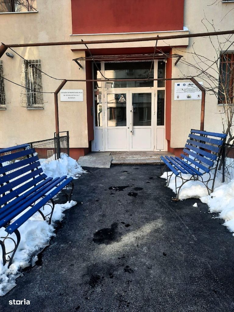 Apartament Luminos cu Vedere la Piscină – Berceni, Strada Izvorul Oltu - Poză 10