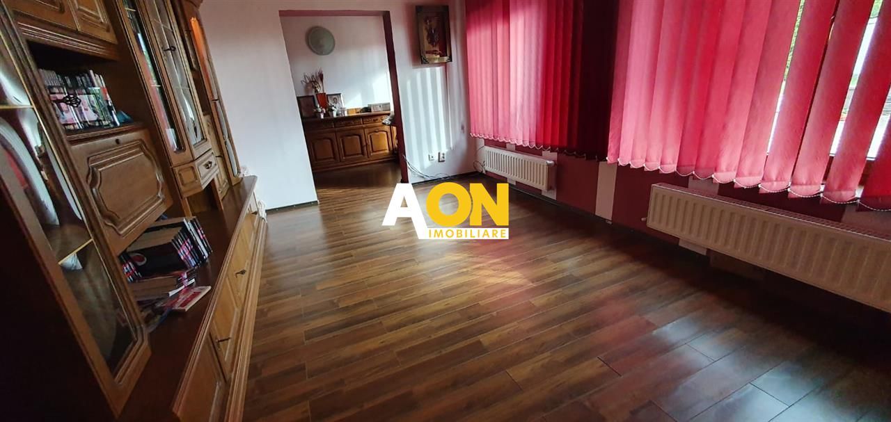 Casa de vanzare, 4 camere, 2 terase, garaj, 849 mp teren, Oarda de Jos - Poză 7