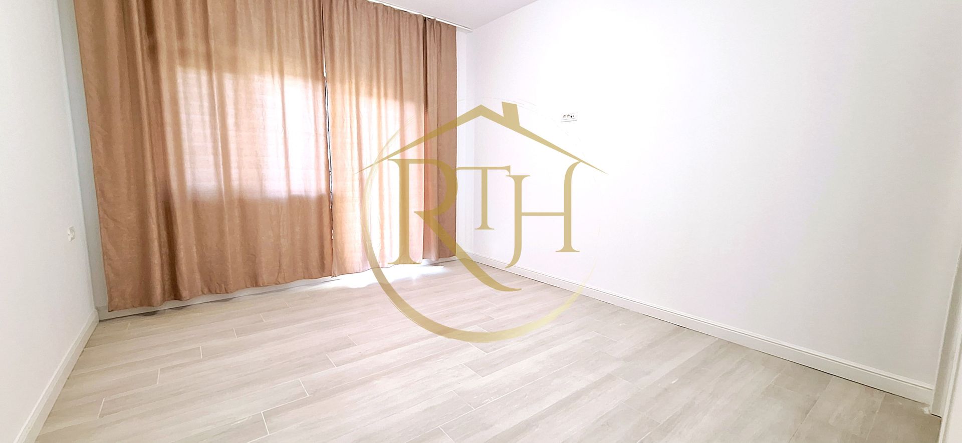 Oferim spre vanzare Casa/Duplex 3 camere, teren 295 mp, Giroc 0% Comision - Poză 14