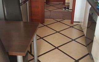 Apartament Spațios de 4 Camere în Andrei Mureșanu - Poză 4