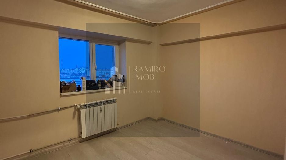 3 Camere 70mp - Partial Renovat - Metrou Aparatori la 1 Min - Poză 1