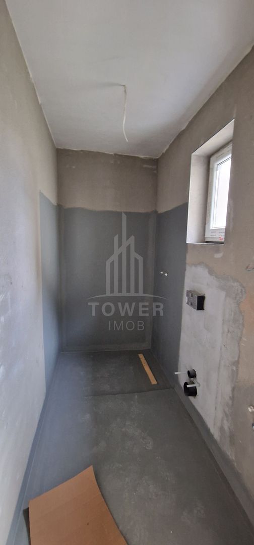 Casa tip quadruplex 5 camere ,la cheie - Poză 3