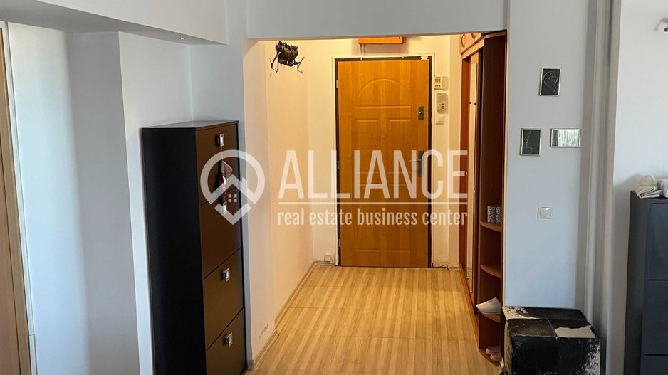 Centru/Tomis Mall (cod04)-3 camere mobilate utilate - Poză 2