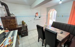 casa individuala Varias apa centrala pe gaz canalizare 1500mp - Poză 6