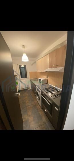 Apartament de vânzare cu 2 camere în zona Podu Roș, Iași - Poză 4