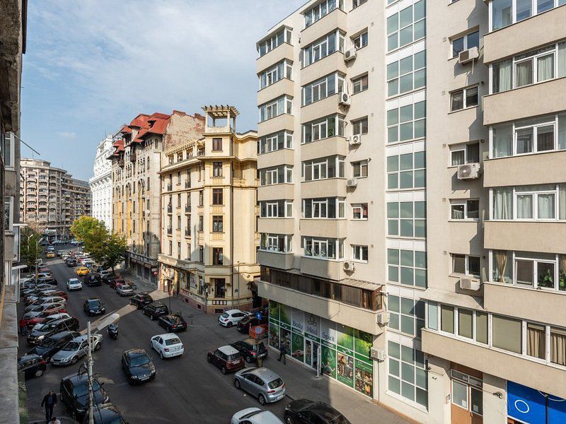 Apartament superb de 3 camere zona Universitate - Poză 20