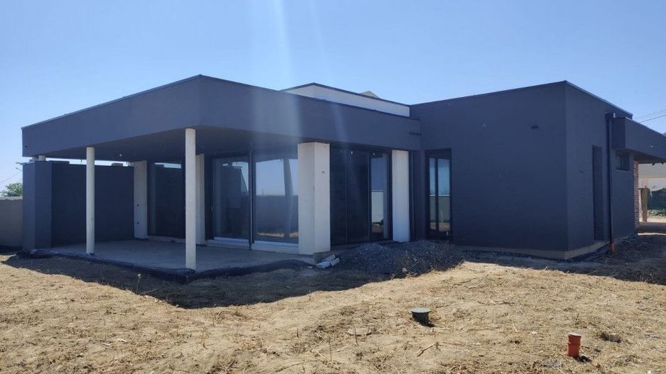 Palazu Mare - Casa desfasurata pe parter, proiect deosebit - Poză 59