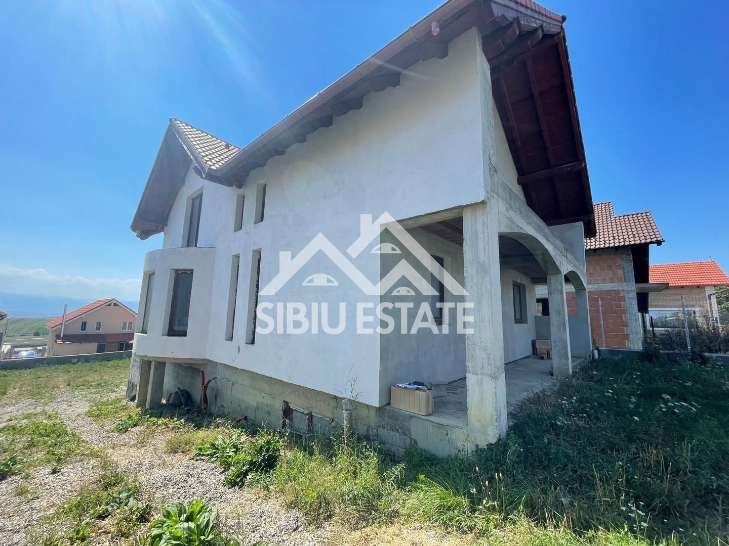 Casa Individuala in Sura Mare 5 camere, - Poză 3