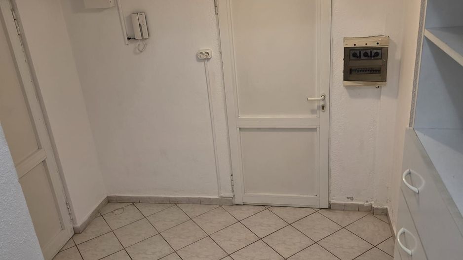 Vila de inchiriat - Poză 42