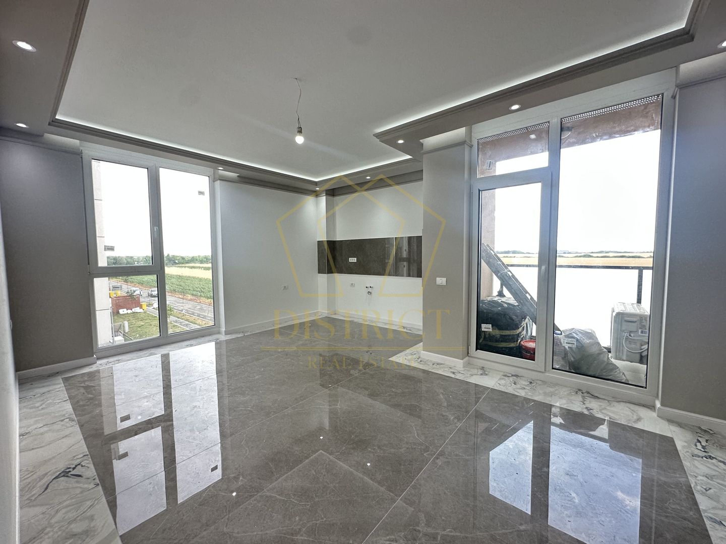 Apartament deosebit cu 3 camere | Campeador City - Poză 1