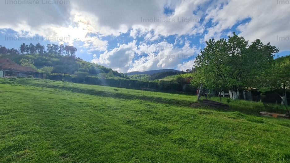 Vila P+E+Pod in Codlea zona cu aer curat,teren 1050 mp - Poză 13