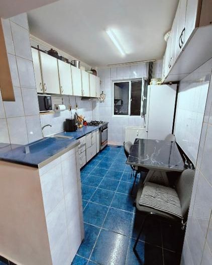 Apartament 3 camere decomandat 3 minute metrou Aparatorii Patriei - Poză 10