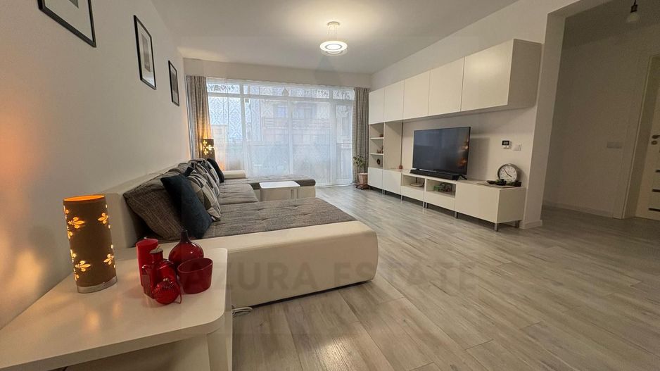 Apartament  premium 3 camere 83 mp utili 2 băi parcare zona Șelimbăr - Poză 1
