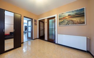 Casă Individuală - Spațioasă de Vânzare în Cristian - Poză 6