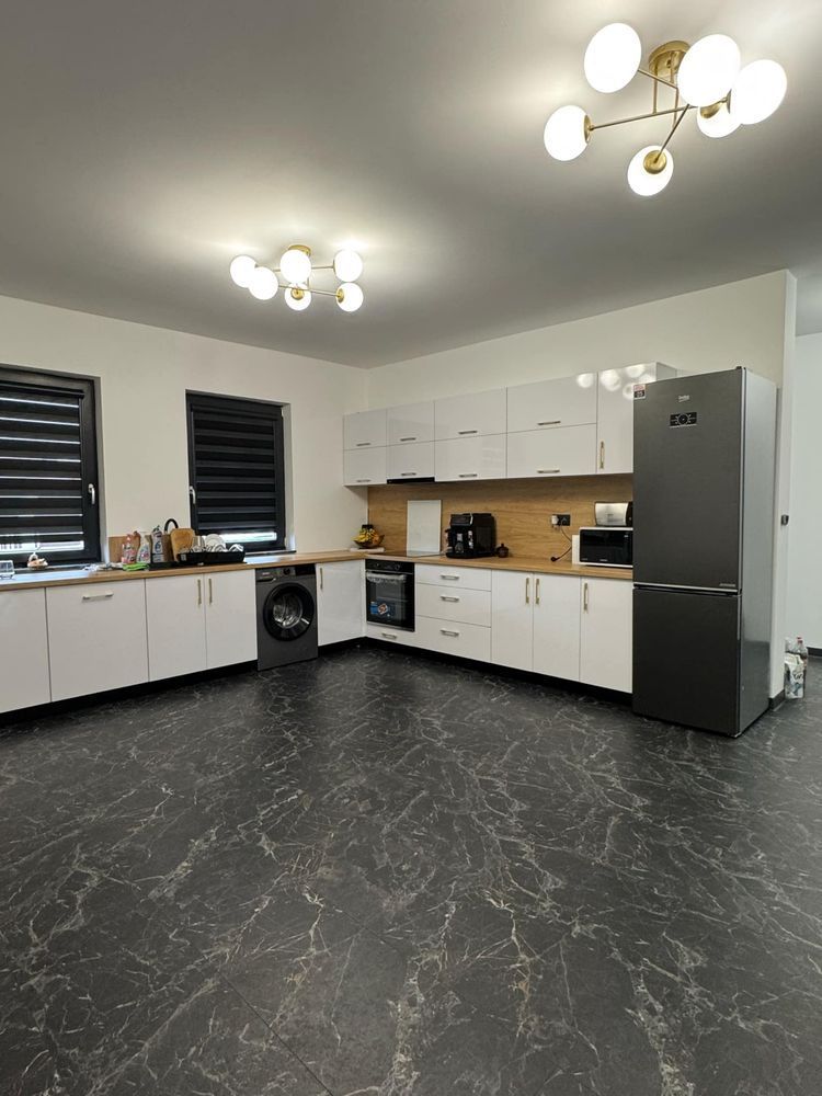 Vand casa str. Giulia ( odoreului ) - Poză 2