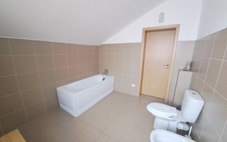 Apartament 4 camere 128 mp utili, centru Floresti - Poză 21
