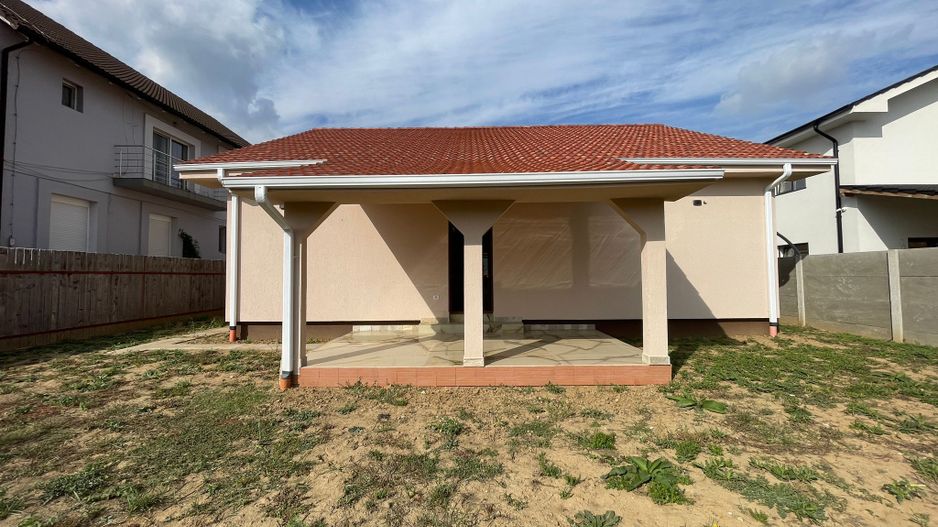 Casa individuala pe parter 160Mp -la asfalt-Ghiroda - Poză 11