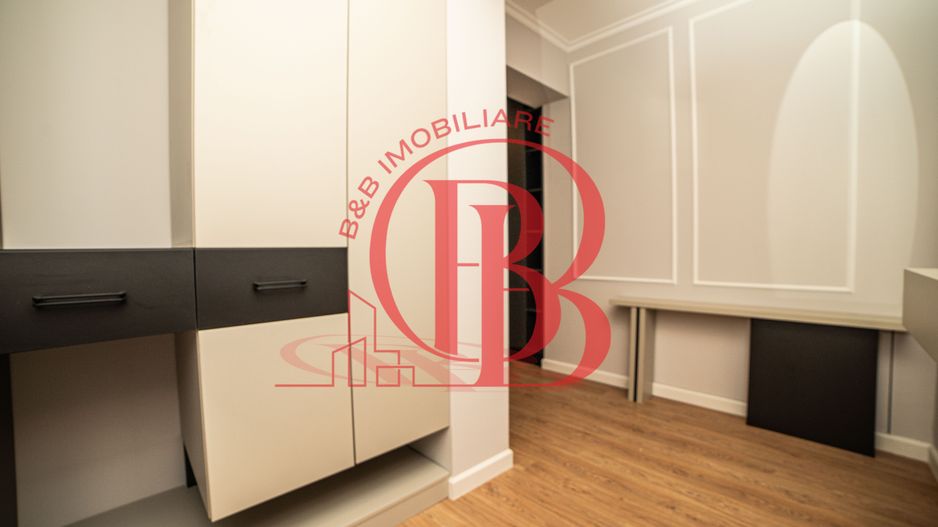 Penthouse 2 camere mobilat utilat panouri solare pompa caldura - Poză 12