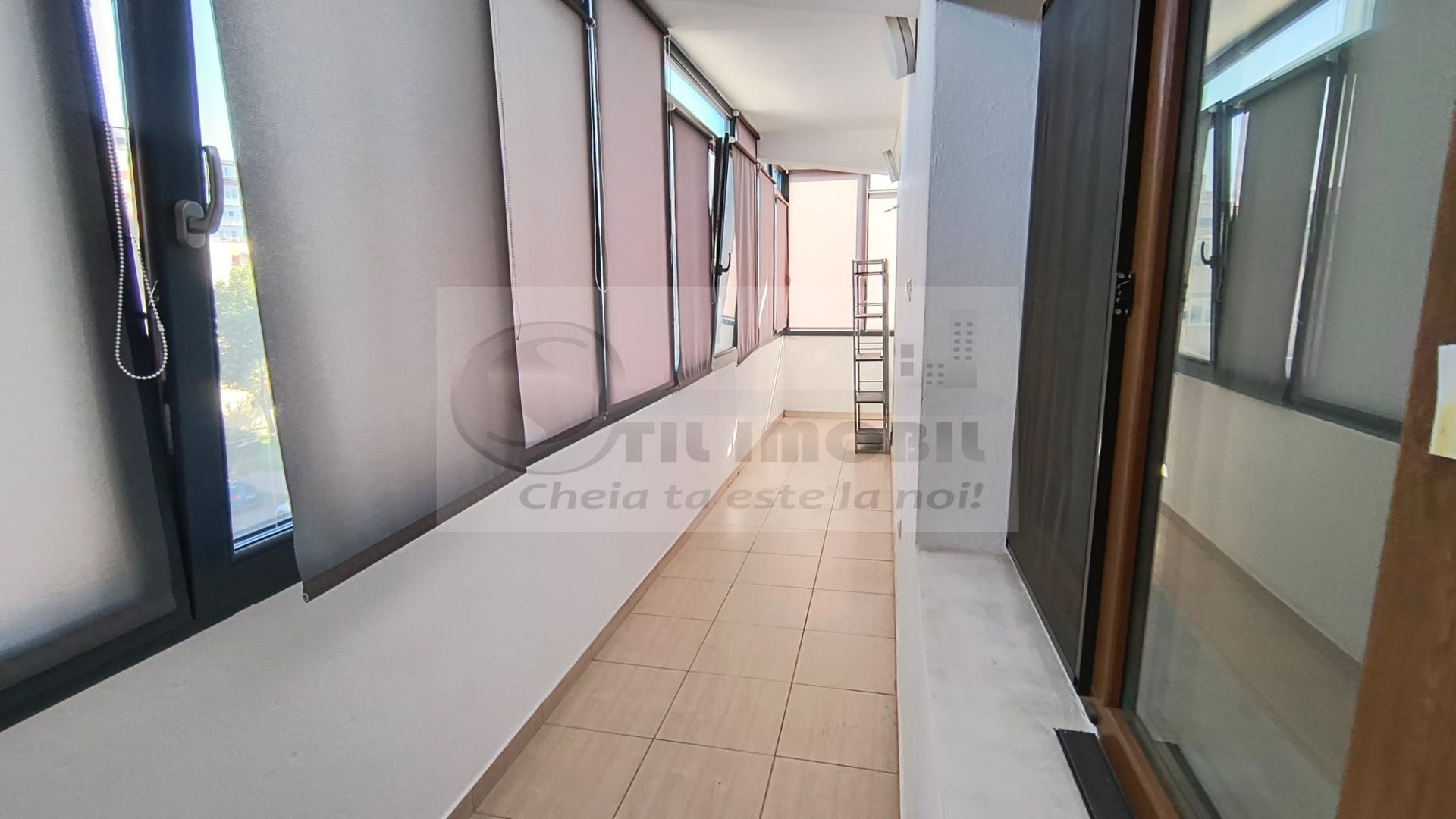 Apartament 3 camere central aproape de UMF-920 Euro, negociabil - Poză 7