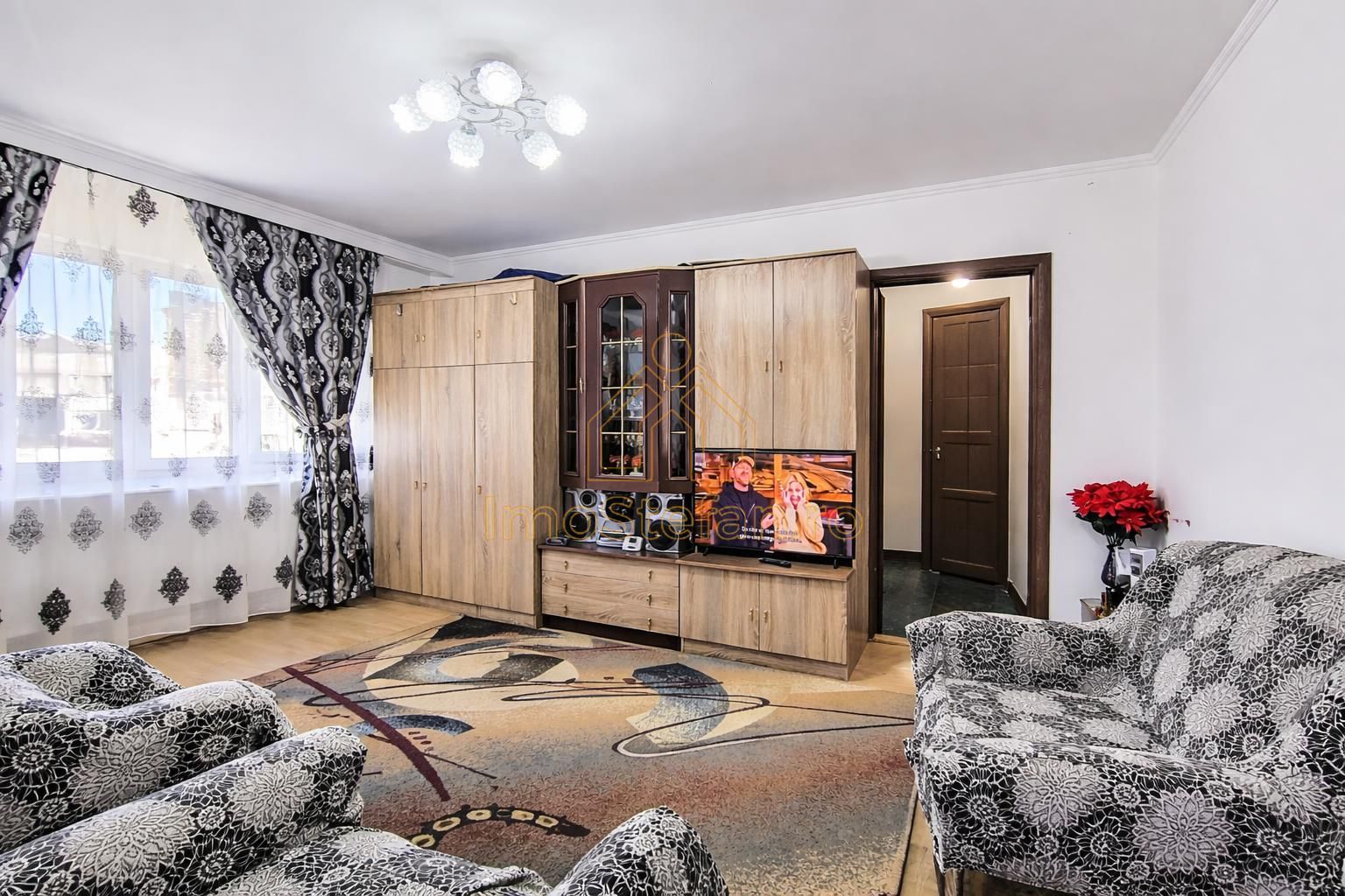LOC DE PARCARE INCLUS Apartament 2 Camere Poarta 6 Lângă Liceul Blaga - Poză 3
