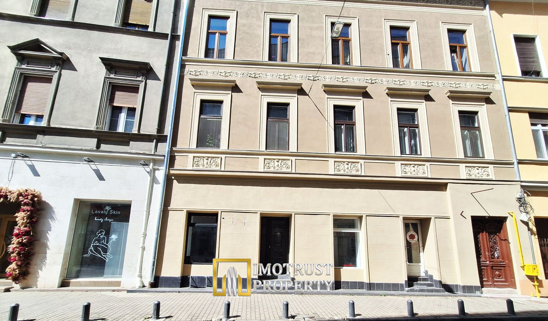 Spațiu ultracentral de vânzare în Arad | 87 mp utili - Poză 1