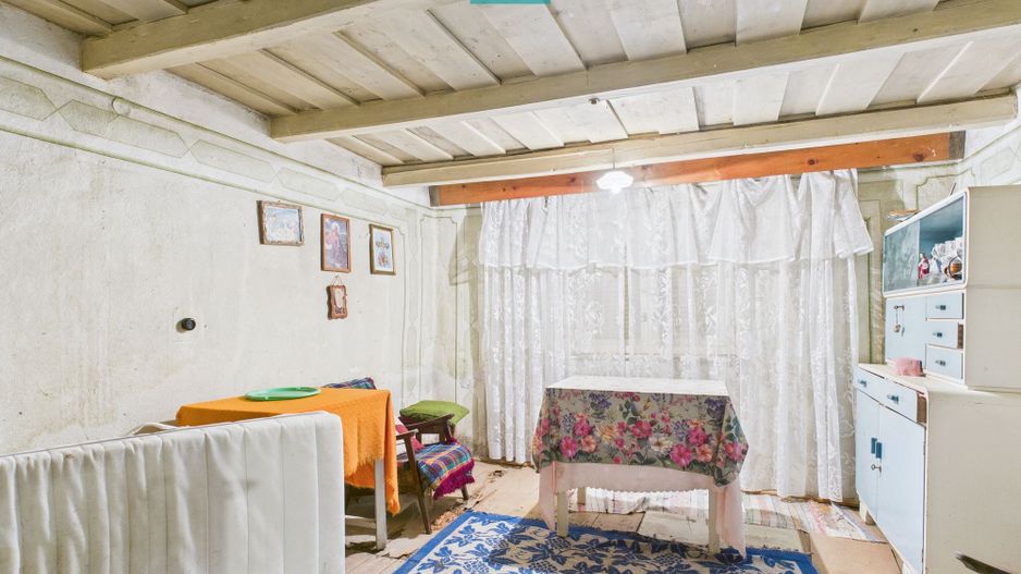 Casă  cu 2 corpuri total 4 camere în Nădab - Poză 4