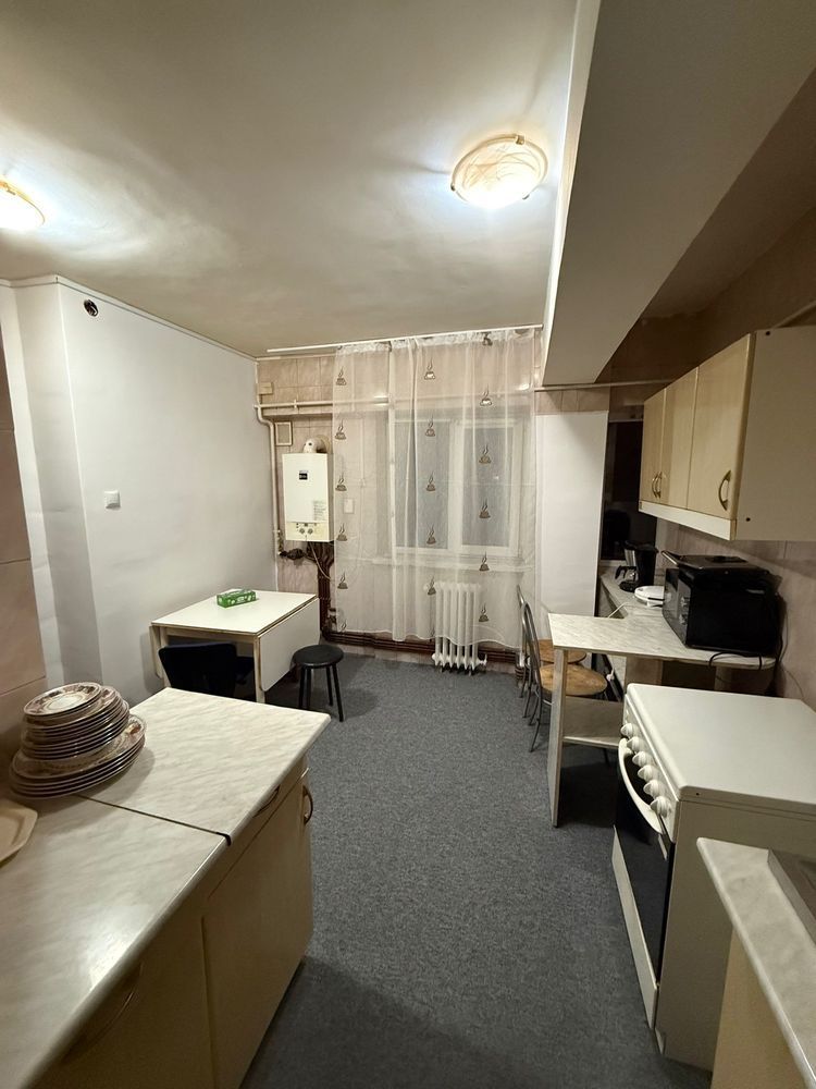 Apartament cu 3 camere- Ultracentral - Poză 3