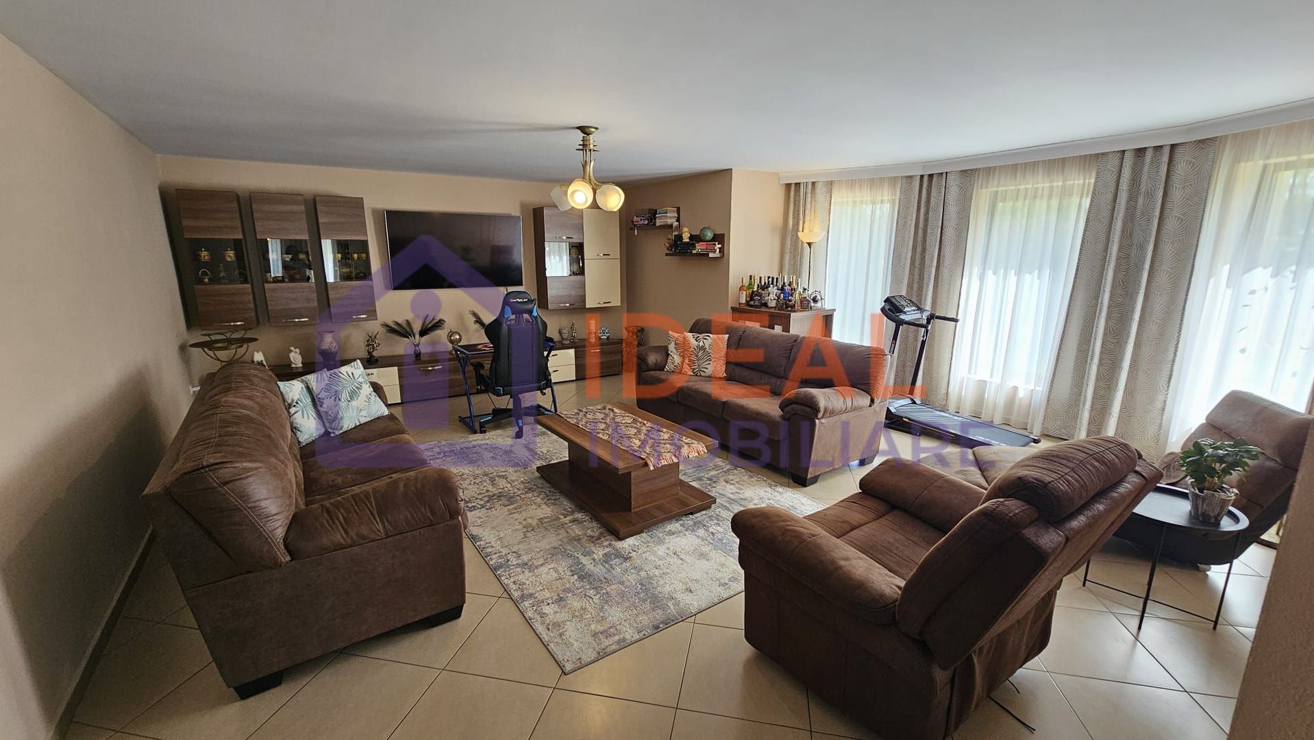 Vila Moderna cu 5 camere, garaj si 921 mp de curte, in Tocile - Poză 5