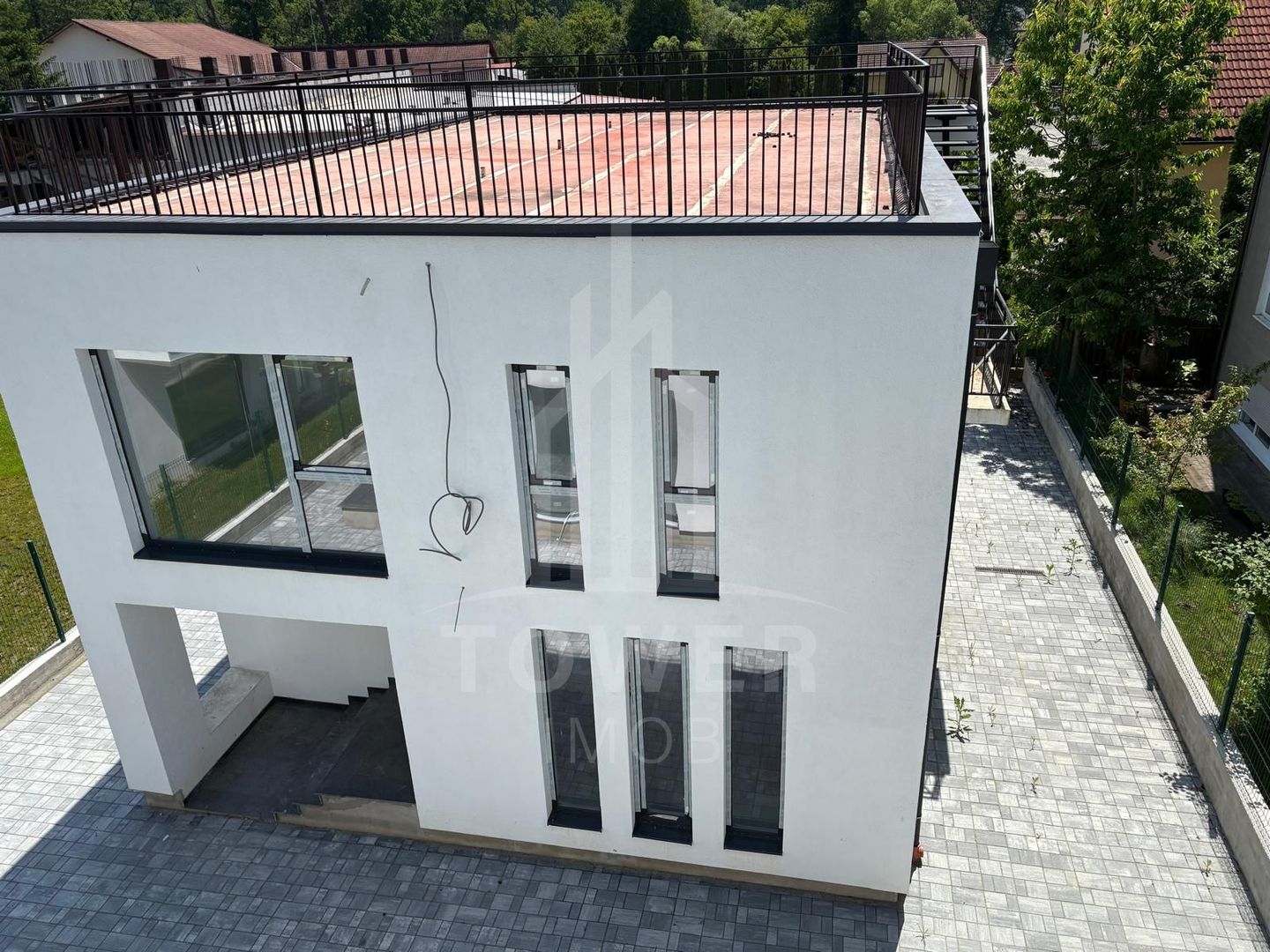 Casă in zona exclusivistă „Pădurea Dumbrava” - Poză 2