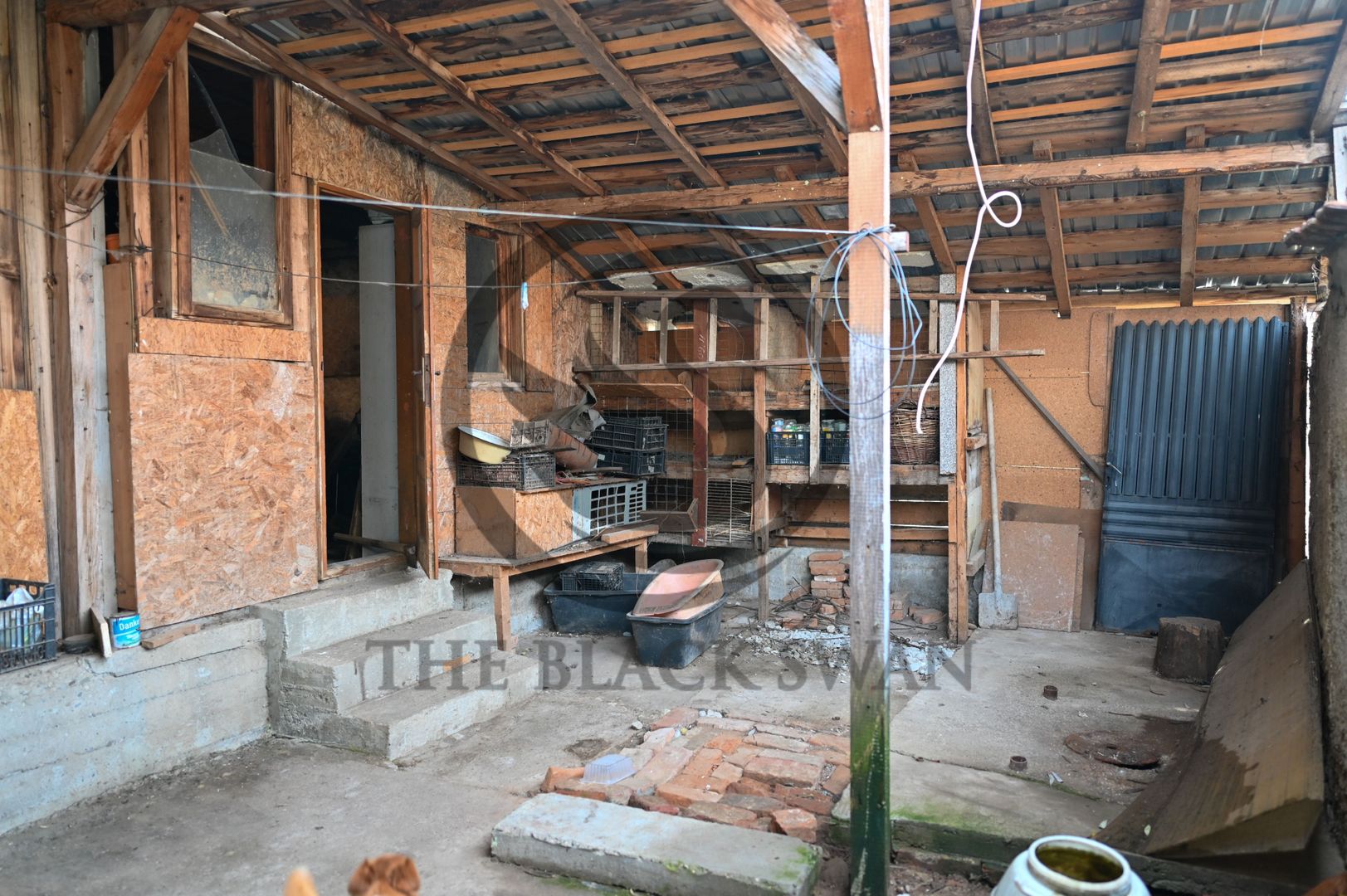 Casa cu 7 camere de vanzare | Zona Centrala, Baicoi | Comision 0% - Poză 26