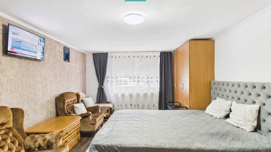 Casă cu 2 corpuri, teren 398 mp, Oradea - Poză 12