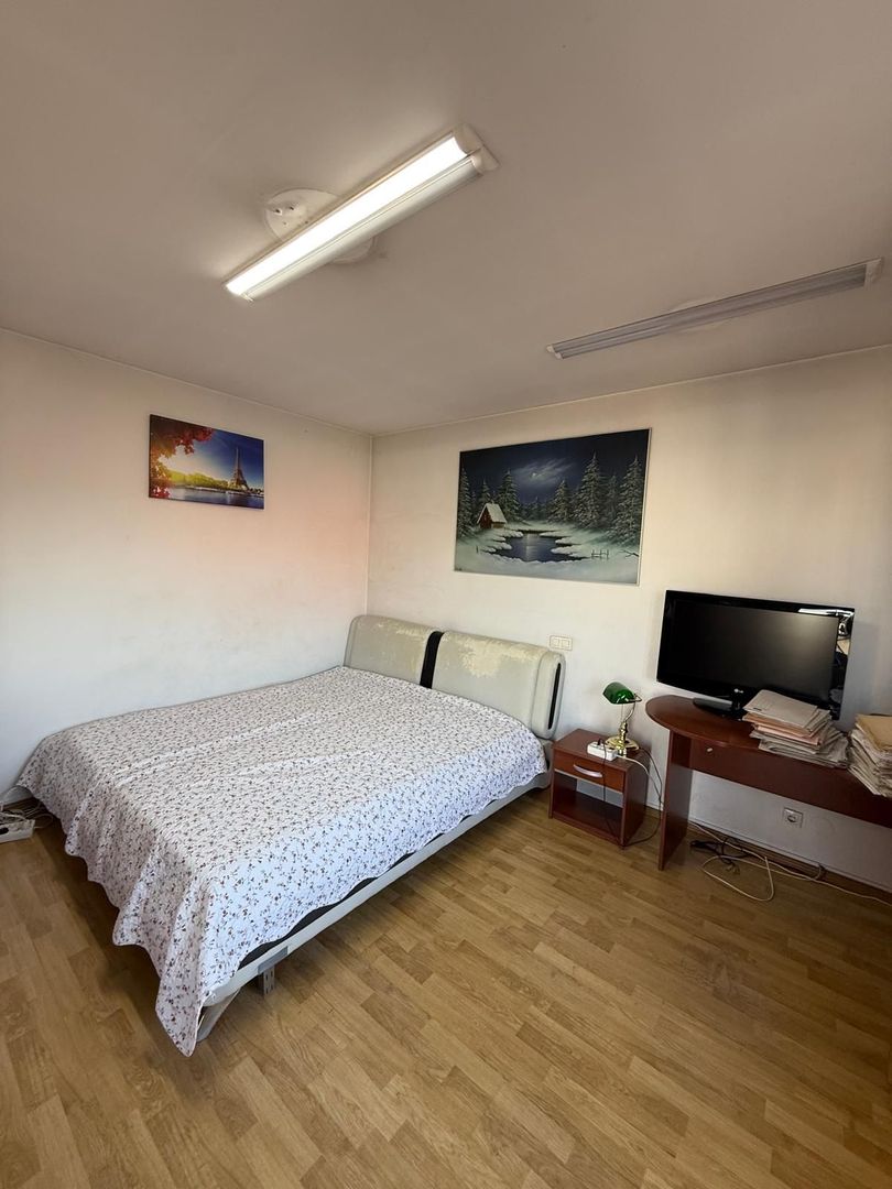 Apartament in vila Tunari, Lidl - Poză 8