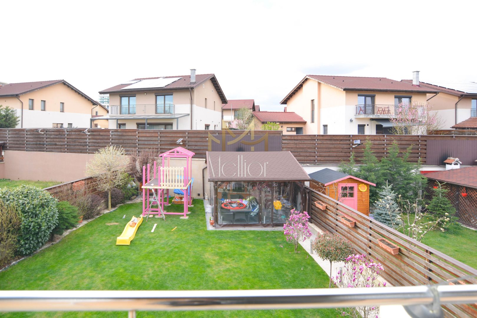 Casă spațioasă de vânzare în Gheorgheni – vedere spre parc - Poză 19