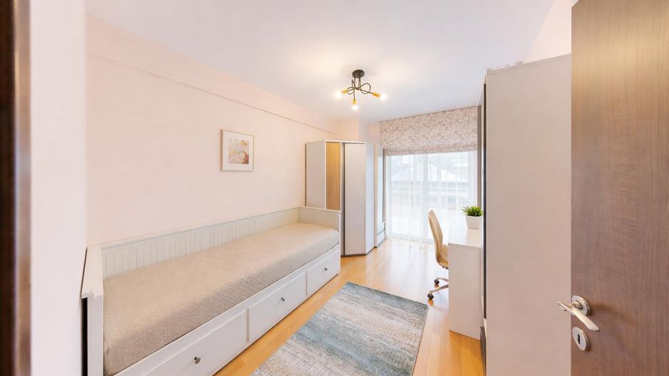 Spatialitate si confort: apartament 4 camere, Central, Brasov - Poză 6